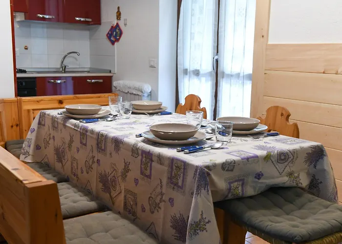 La Valeille Apartment *